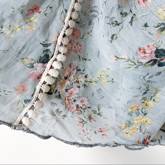 LIVING DOLL Floral Blouse - Picture 8 of 10